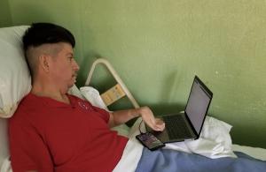 Durante la pandemia Memo sigue trabajando. During the pandemic, Memo keeps working,